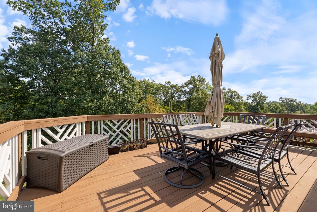 1616 CHICKASAW PLACE NE