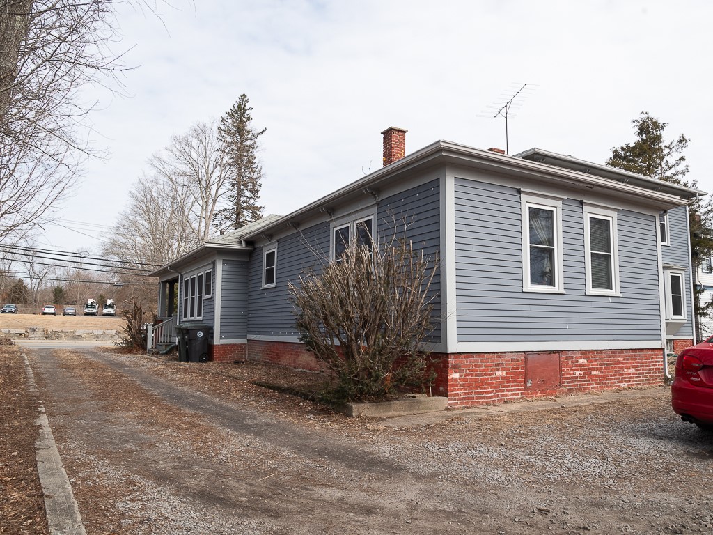 1060 Main Street