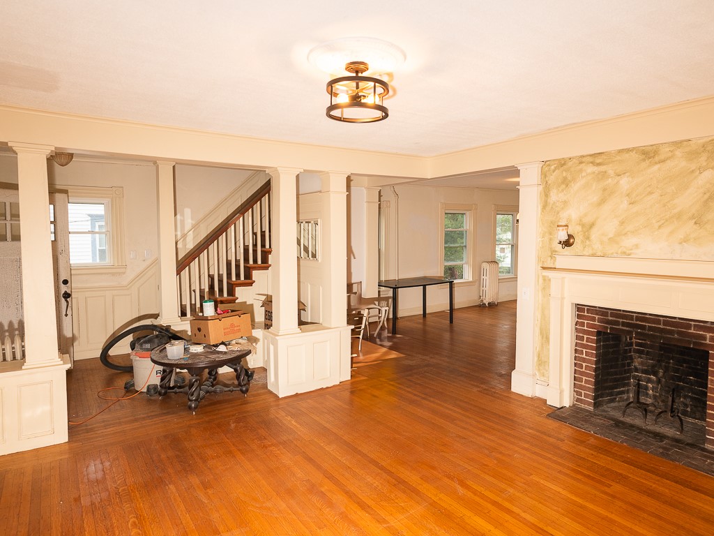 1060 Main Street