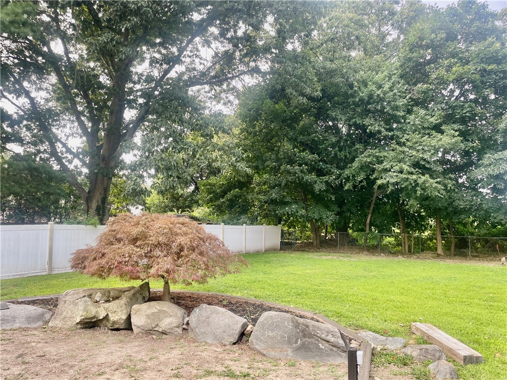 21 Baldwin Road