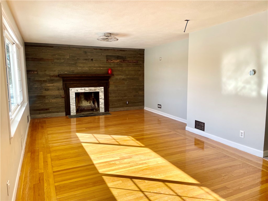 21 Baldwin Road