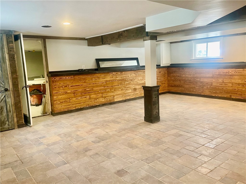 21 Baldwin Road