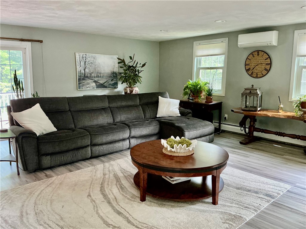 15 Ezechiel Carre Road