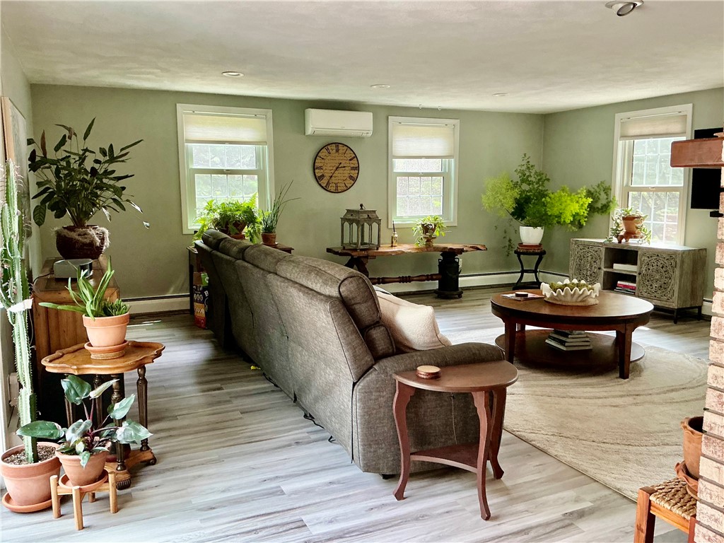 15 Ezechiel Carre Road