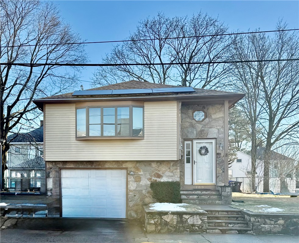 139 Suffolk Avenue