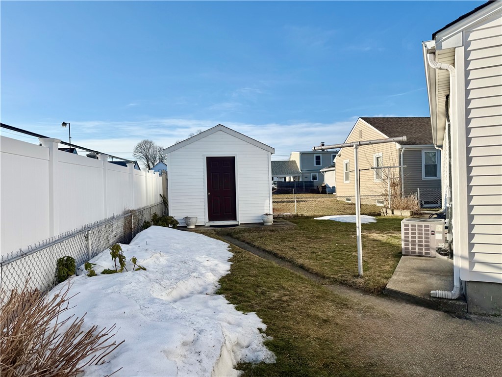 327 Rhode Island Avenue