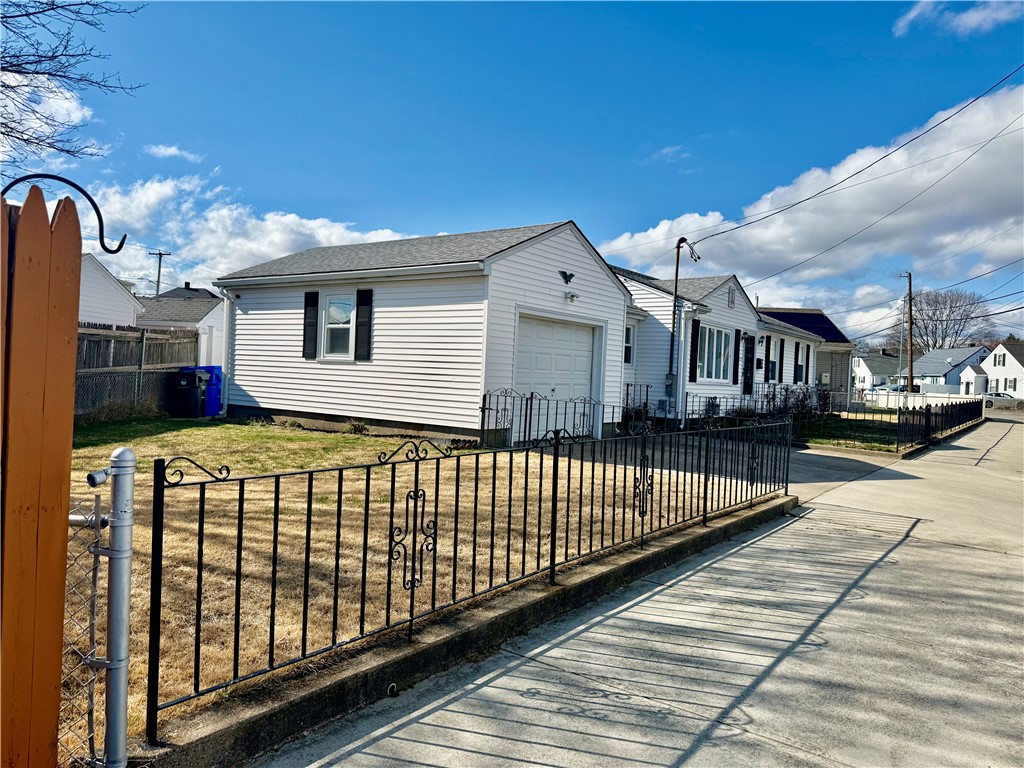 327 Rhode Island Avenue