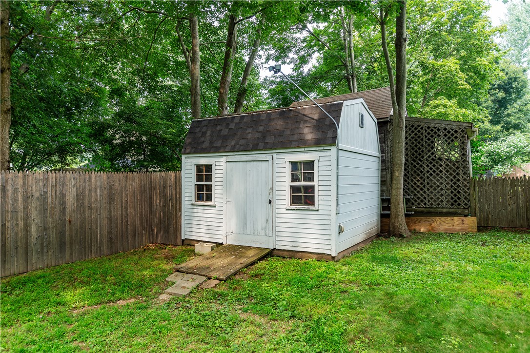195 Oakland Beach Avenue