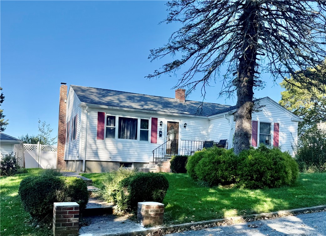 52 Grinnell Avenue
