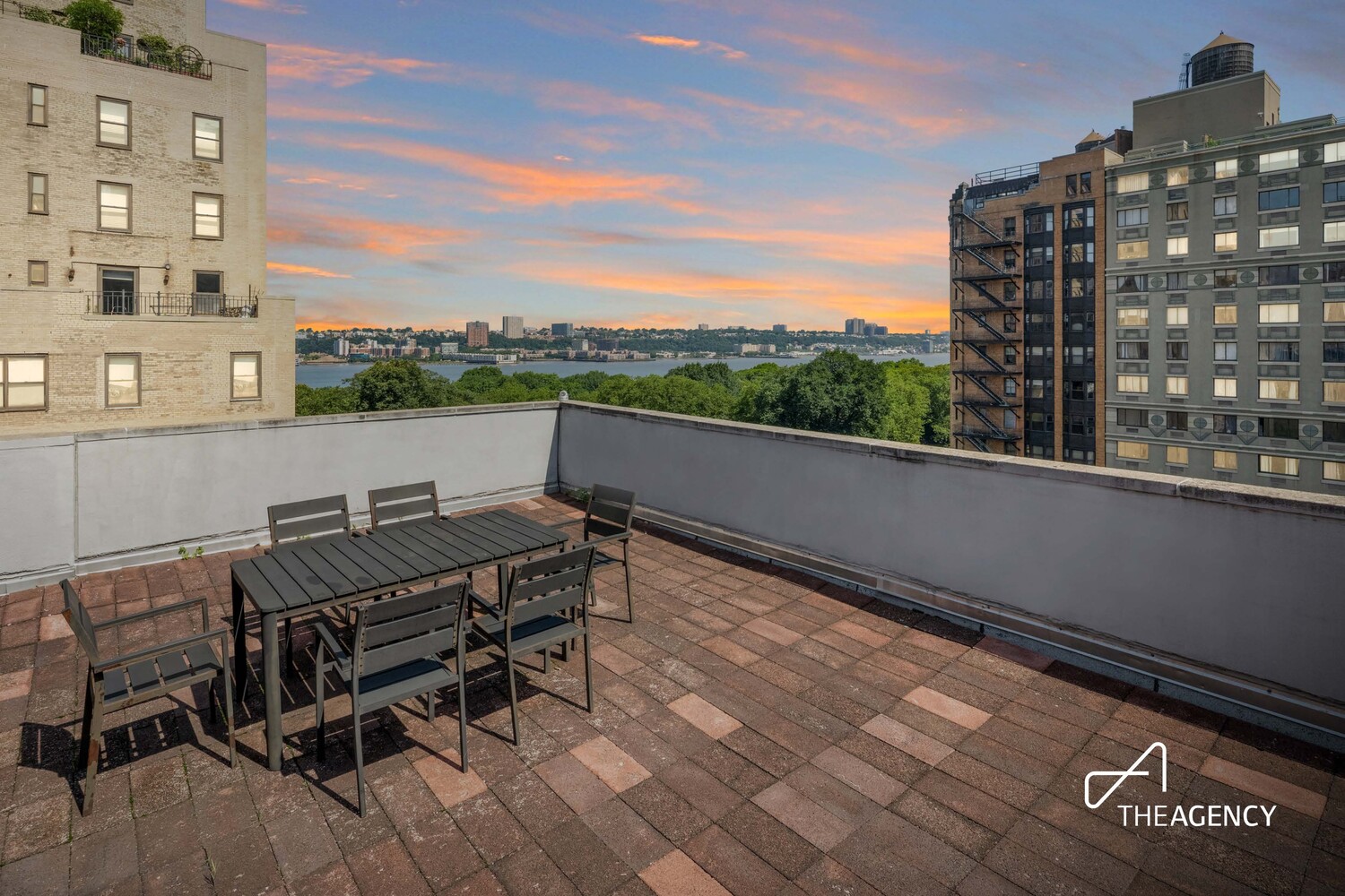 317 W 95TH Street D5