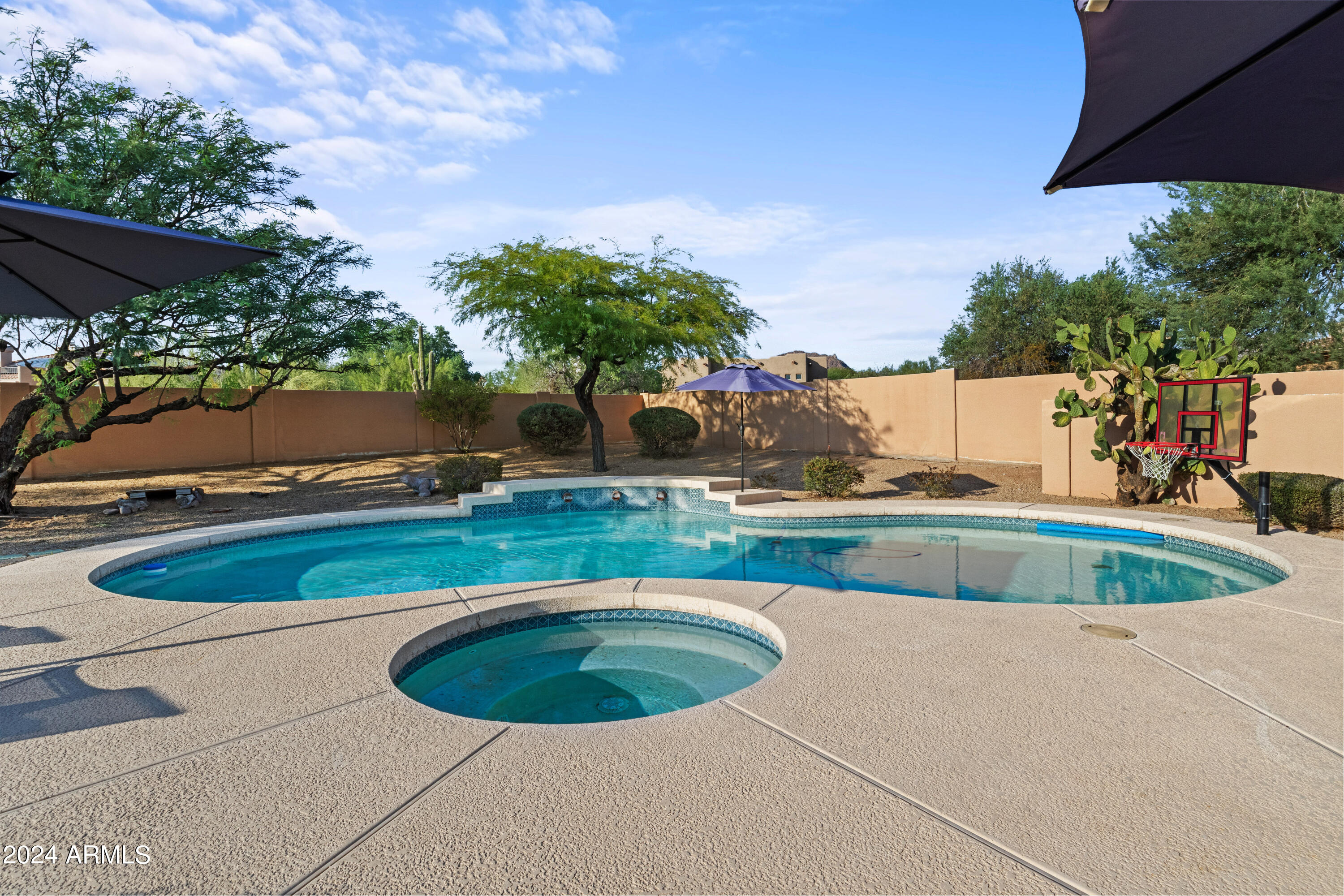 8510 E SANTA CATALINA Drive