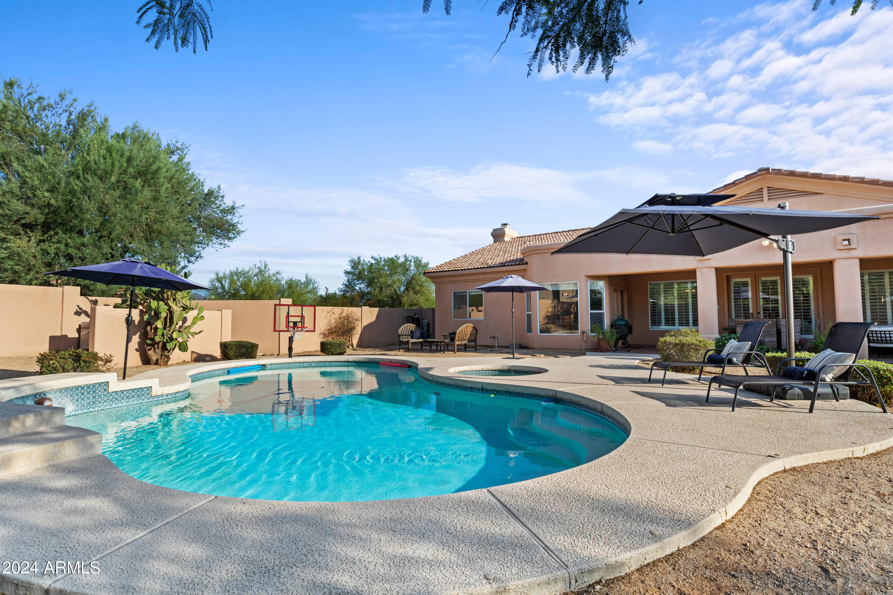 8510 E SANTA CATALINA Drive