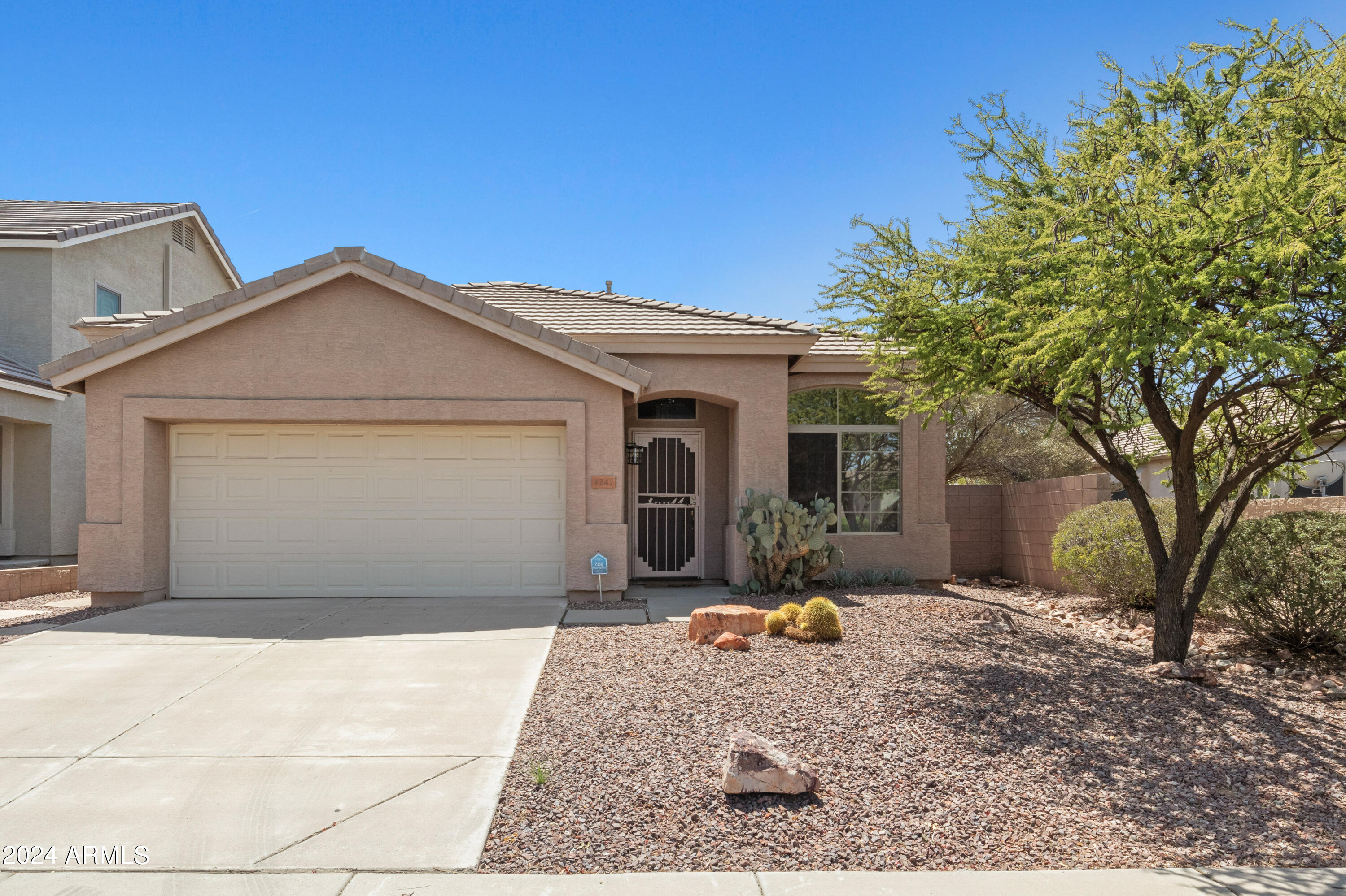 4247 E TETHER Trail