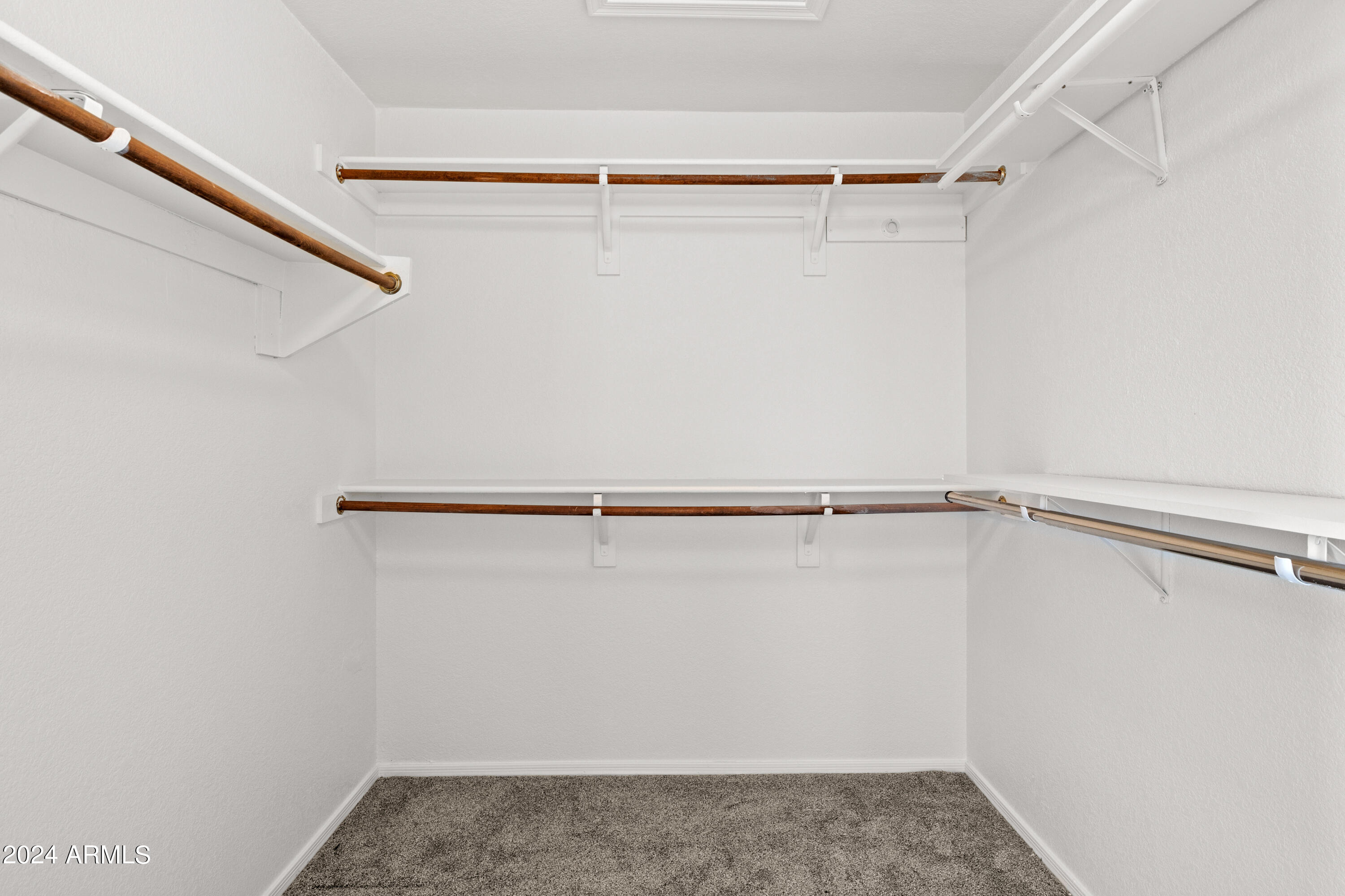 4247 E TETHER Trail