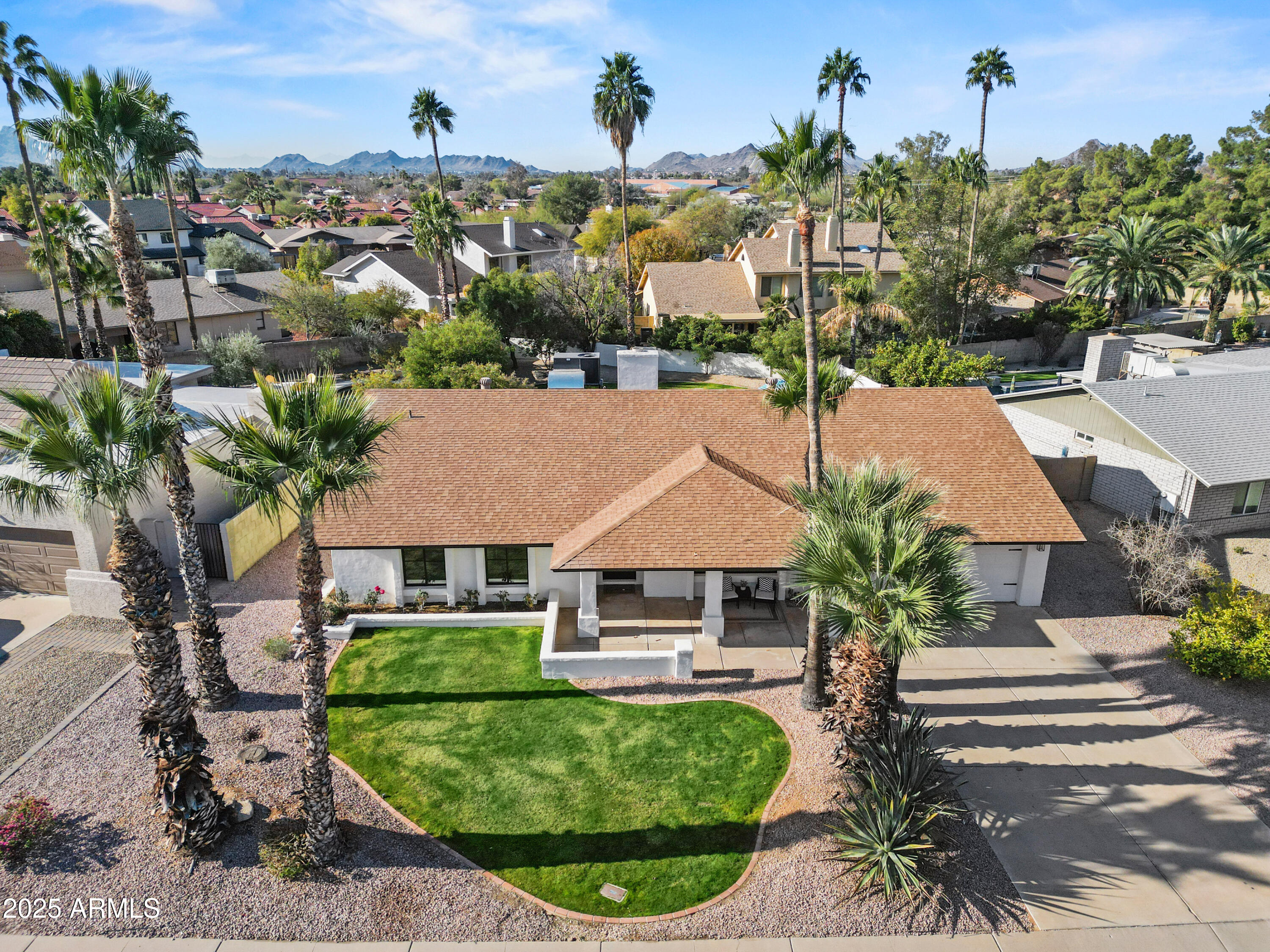 4501 E PARADISE Lane