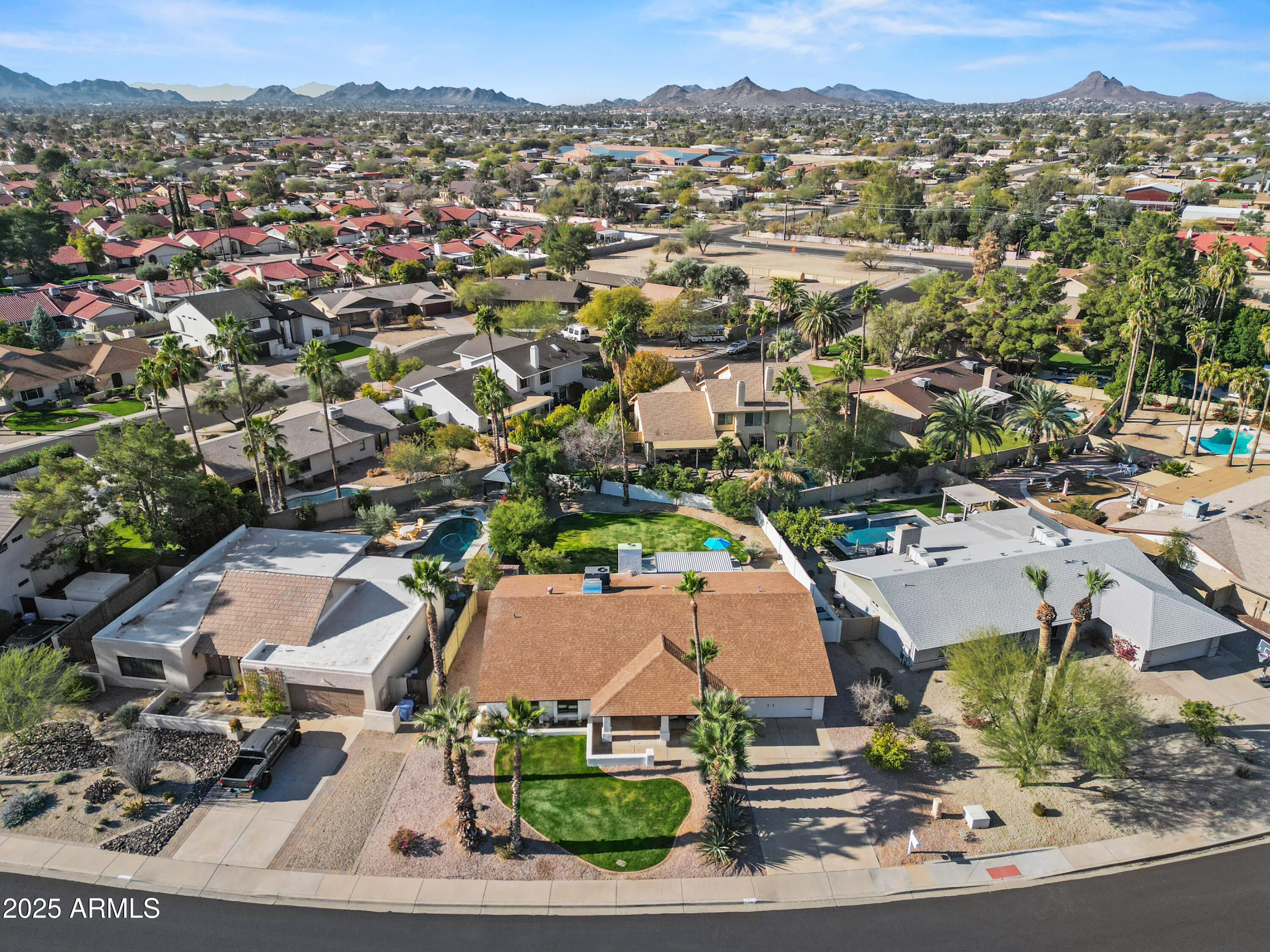 4501 E PARADISE Lane