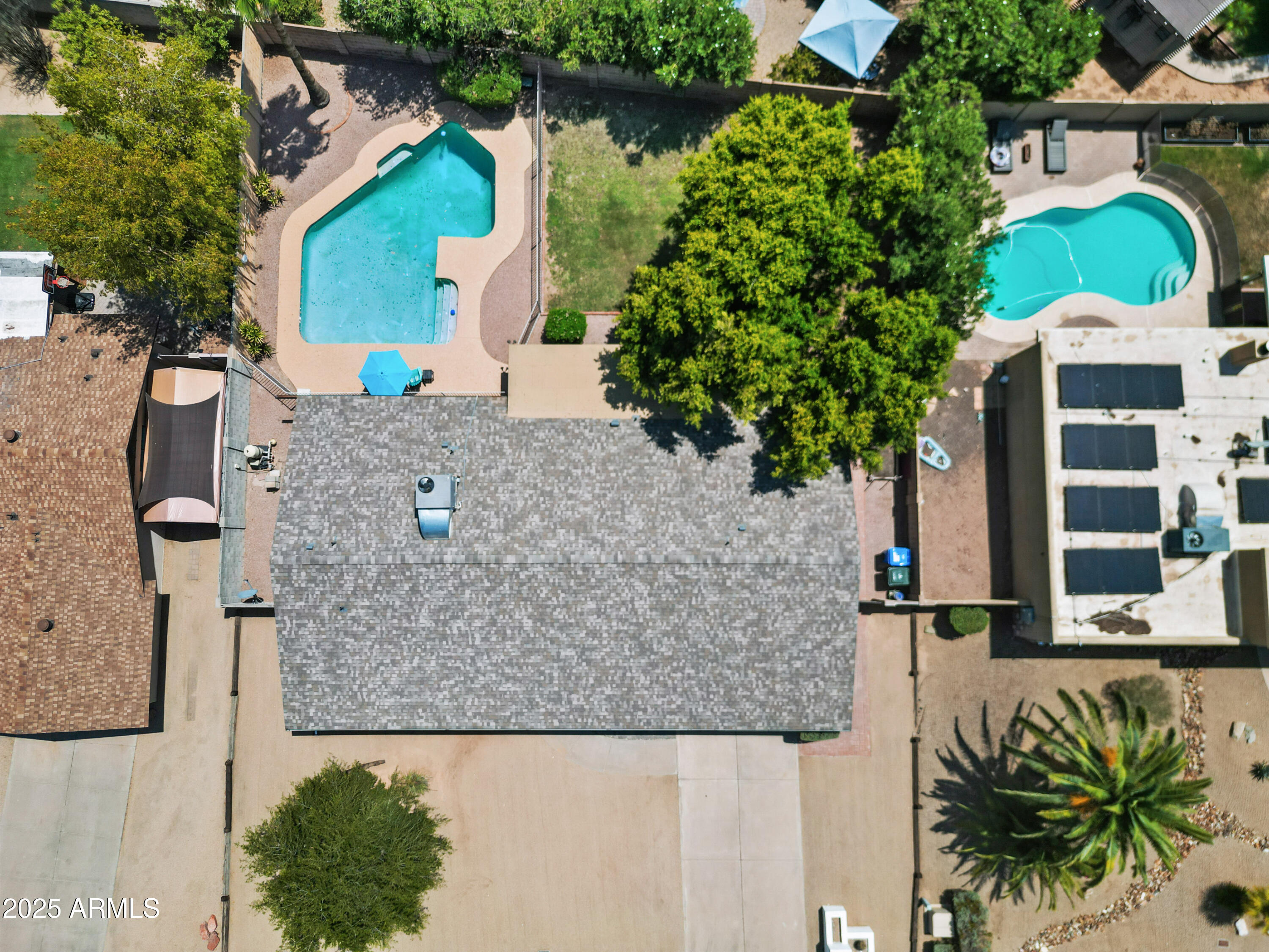 2809 E HILLERY Drive