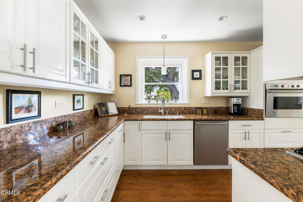 1873 N Harding Avenue