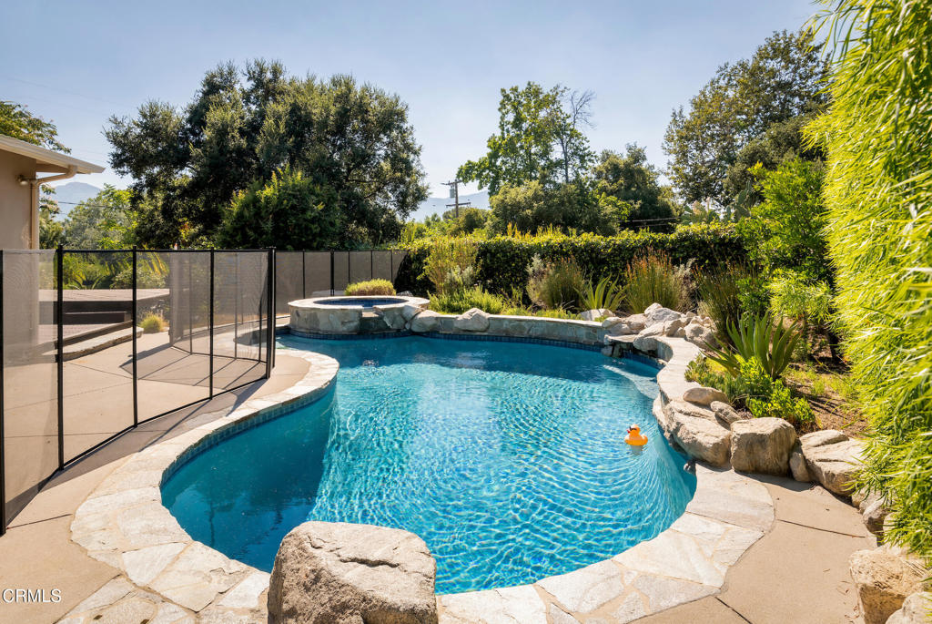 2432 Carol Park Place
