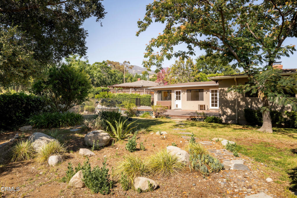 2432 Carol Park Place