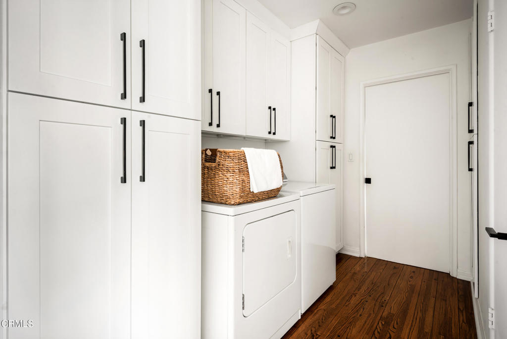 1640 N Altadena Drive