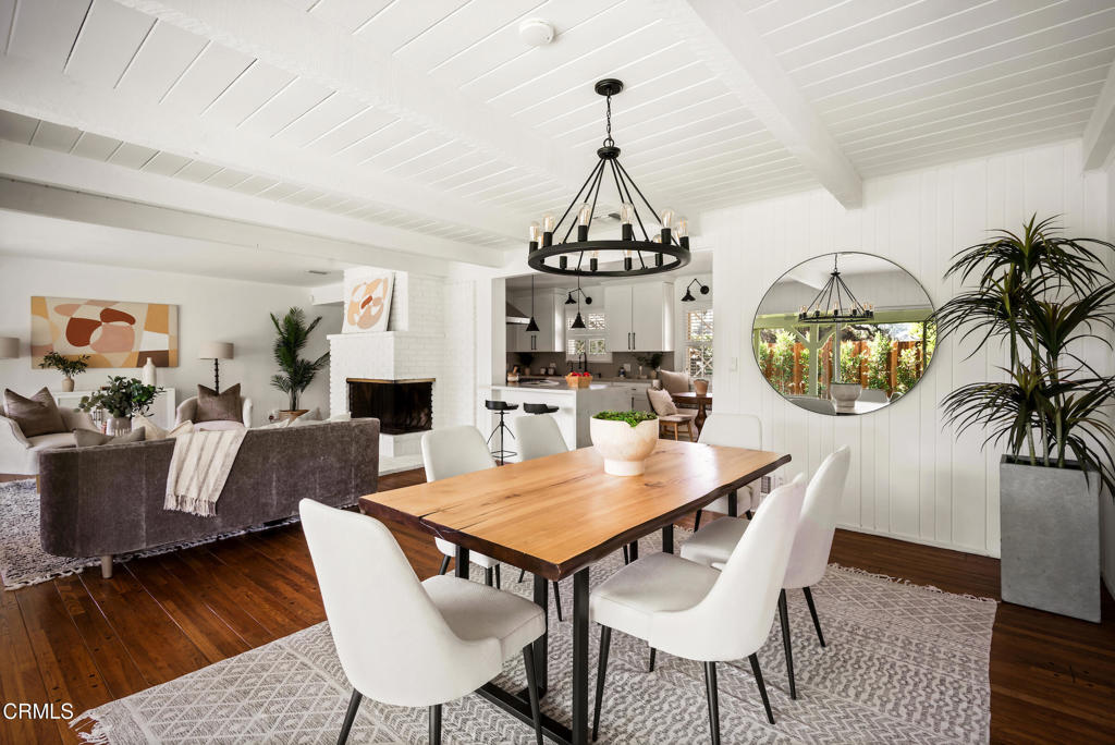 1640 N Altadena Drive