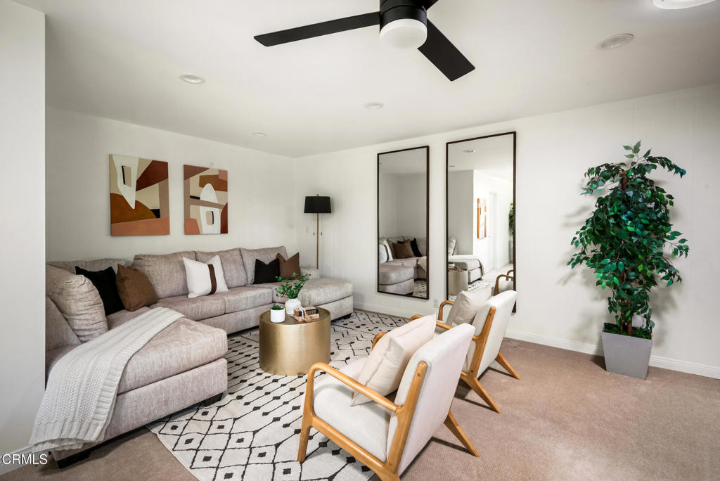 1640 N Altadena Drive