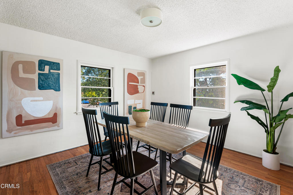 1563 Valencia Avenue