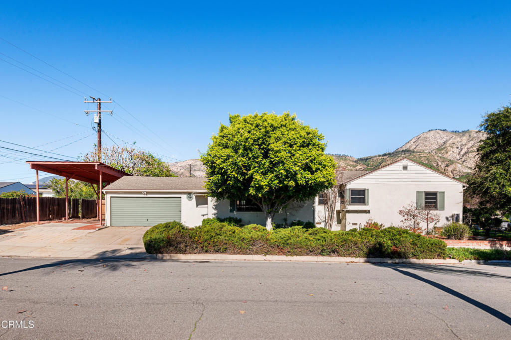 1563 Valencia Avenue