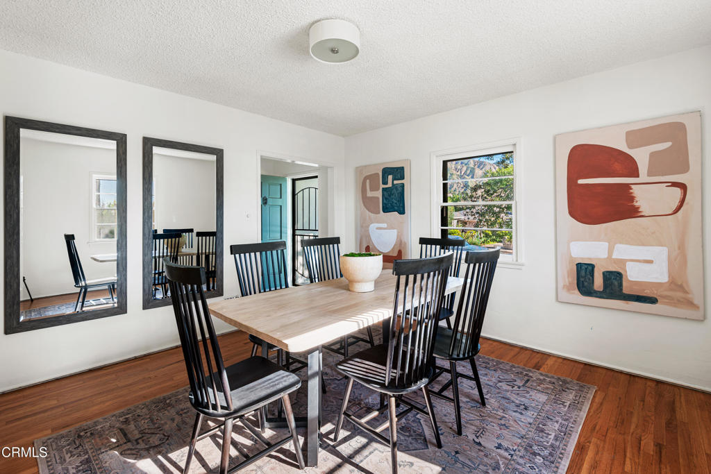 1563 Valencia Avenue