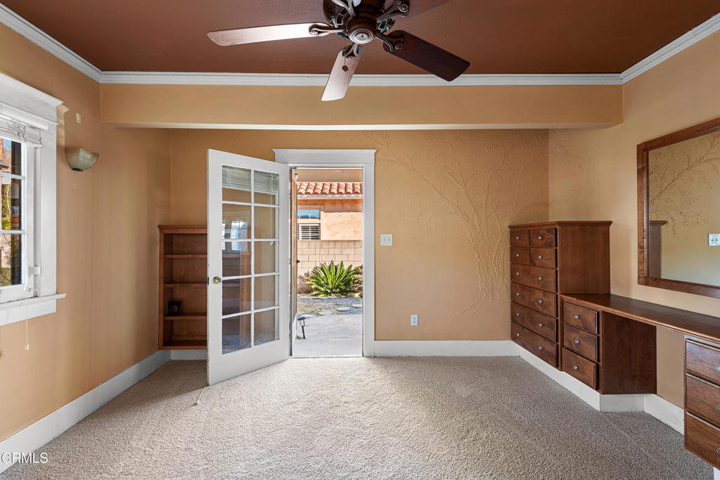 143 W Greystone Avenue