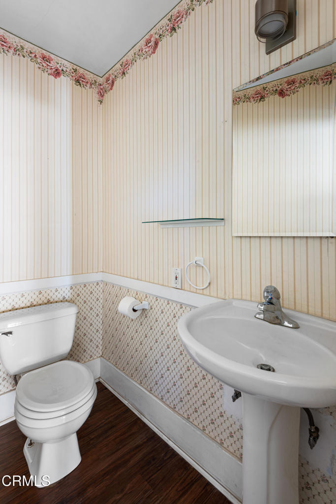 143 W Greystone Avenue