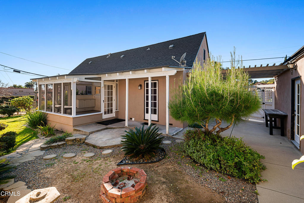 143 W Greystone Avenue