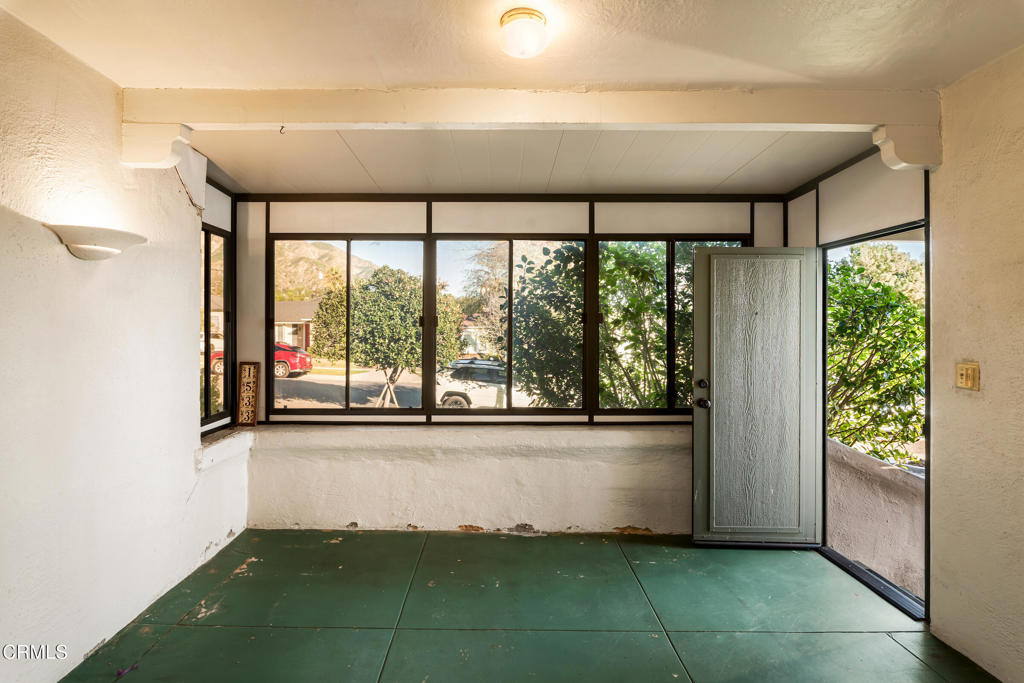 1533 Coolidge Avenue