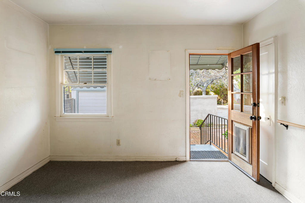 1533 Coolidge Avenue