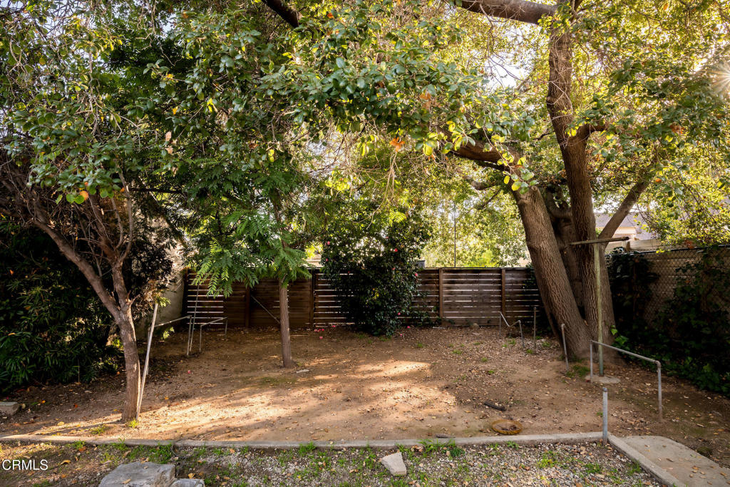 1533 Coolidge Avenue