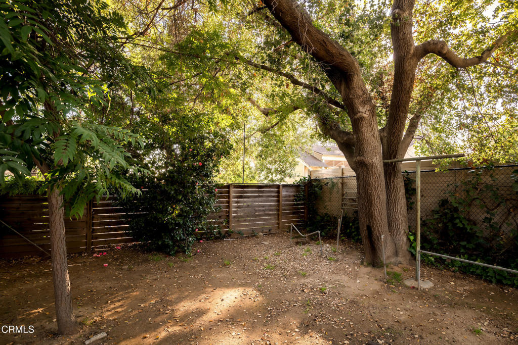 1533 Coolidge Avenue