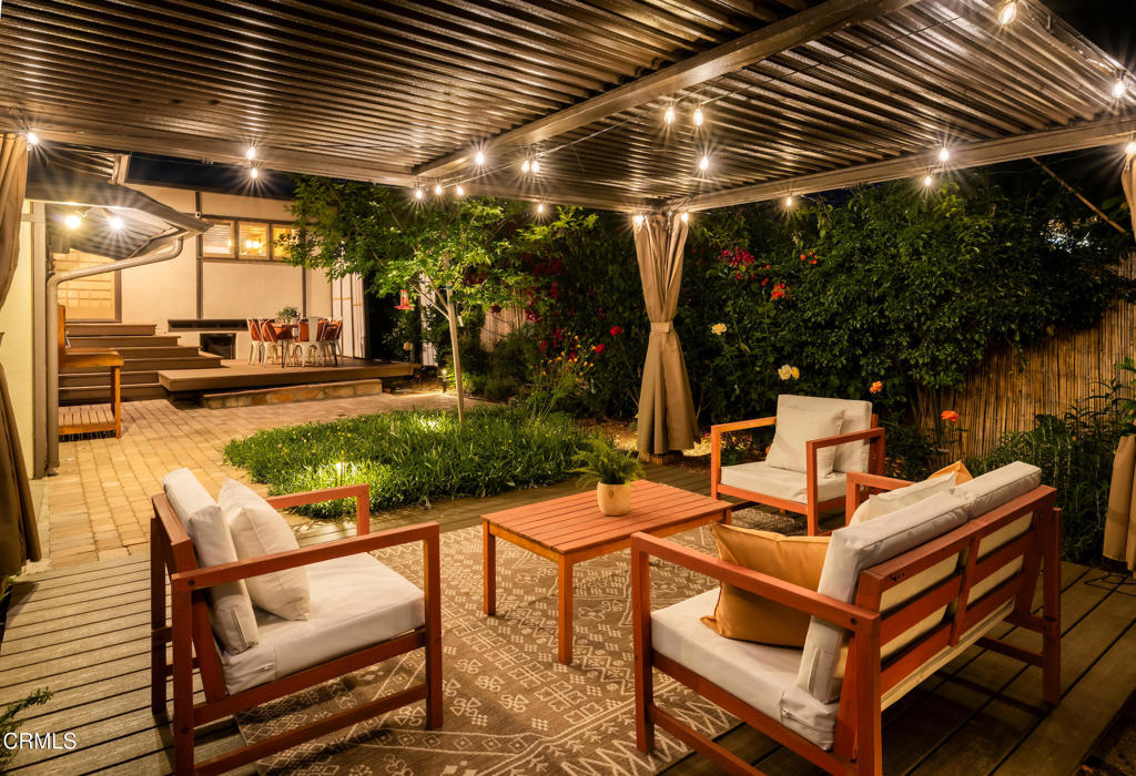 1364 N Harding Avenue