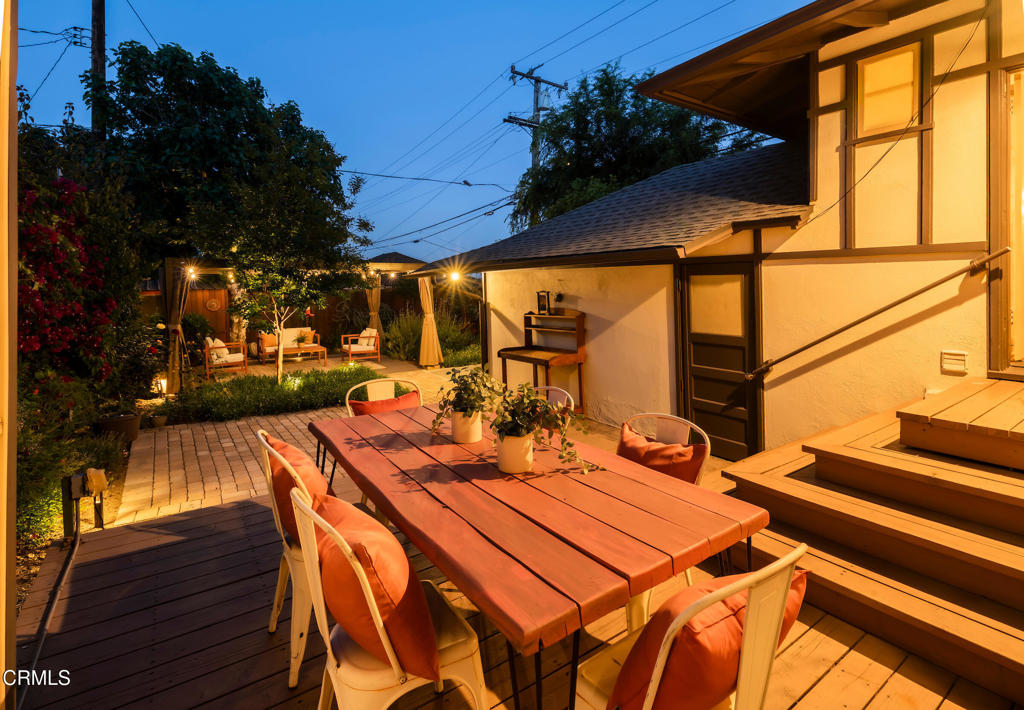 1364 N Harding Avenue