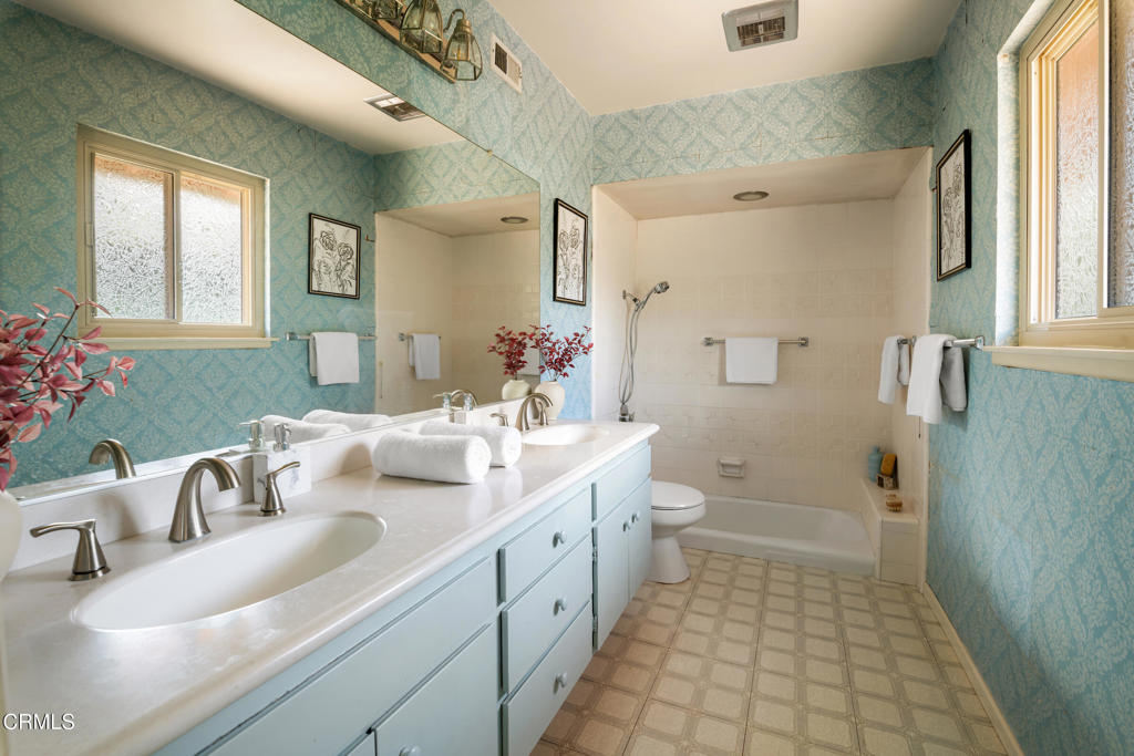 530 Rancho Los Nogales Drive