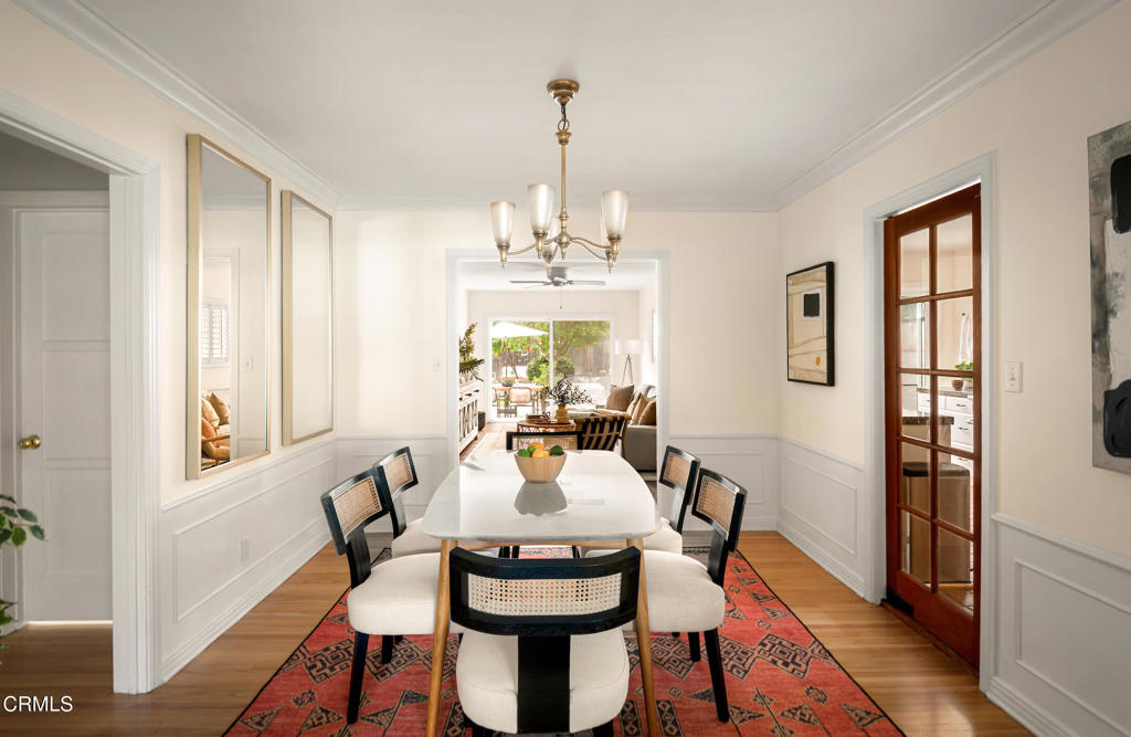 1587 N Harding Avenue