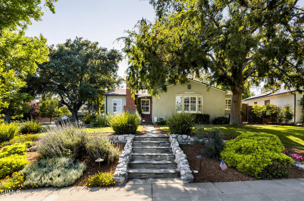 1873 N Harding Avenue