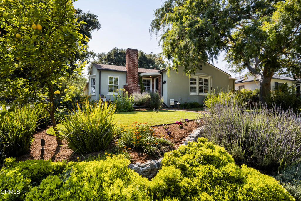 1873 N Harding Avenue