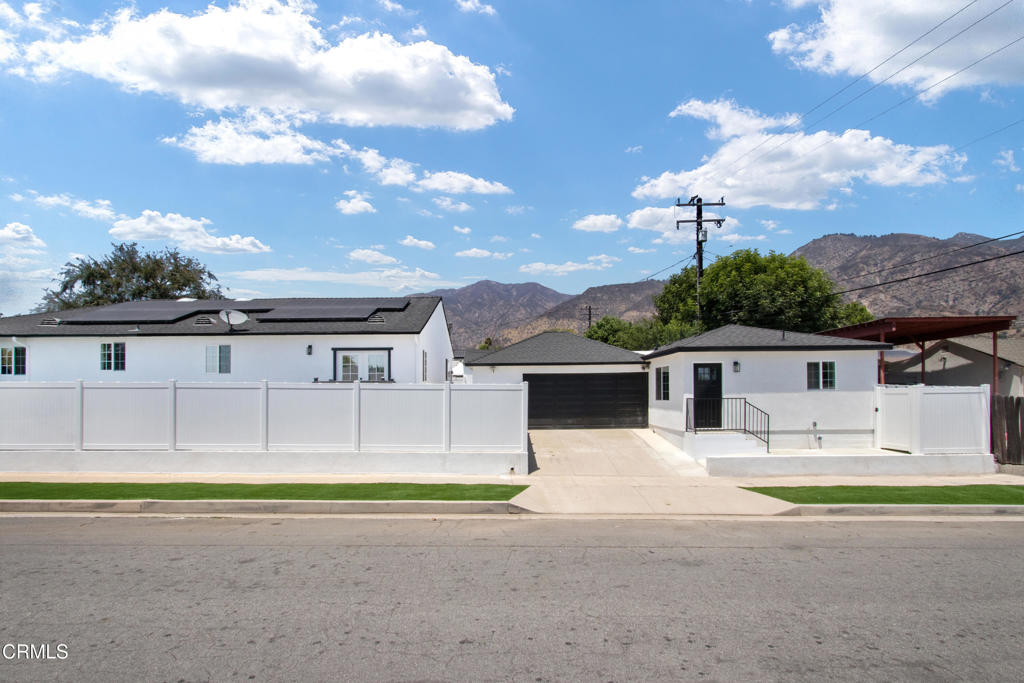 1564 Coolidge Avenue