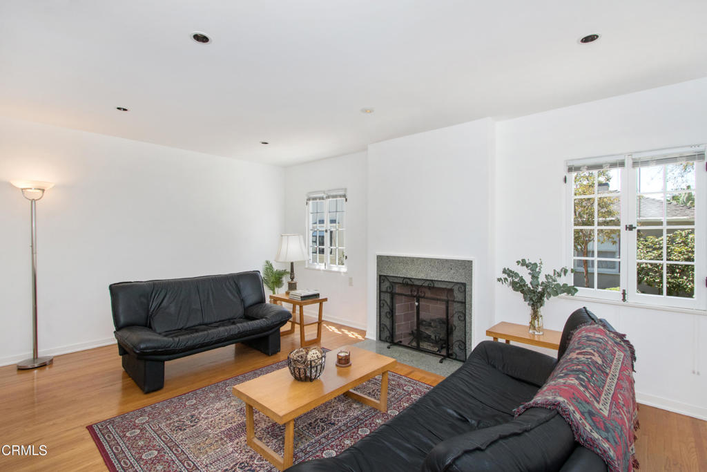 1818 Roosevelt