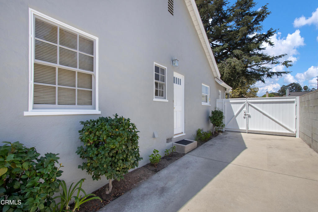 1818 Roosevelt