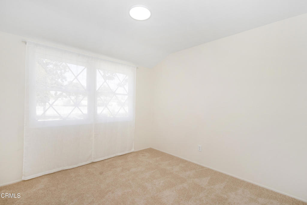 656 N Sunset