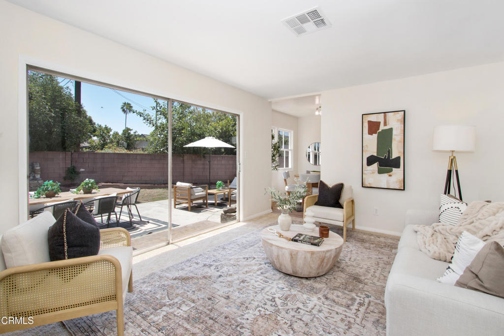 656 N Sunset