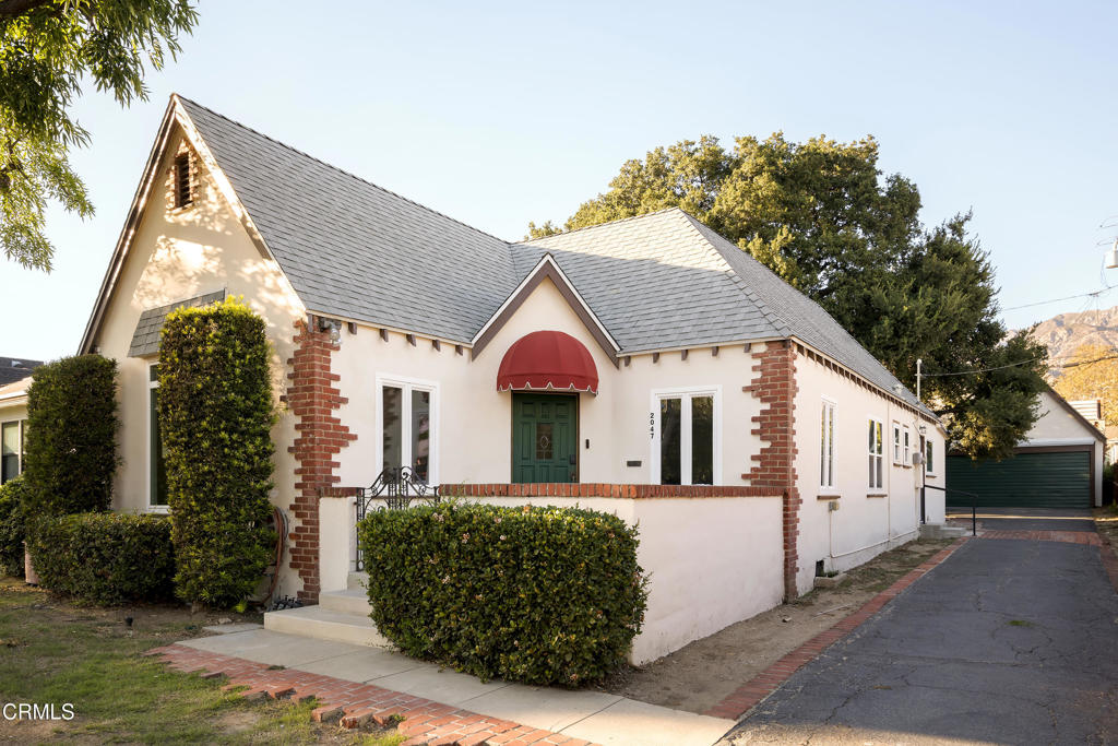 2047 Galbreth Road