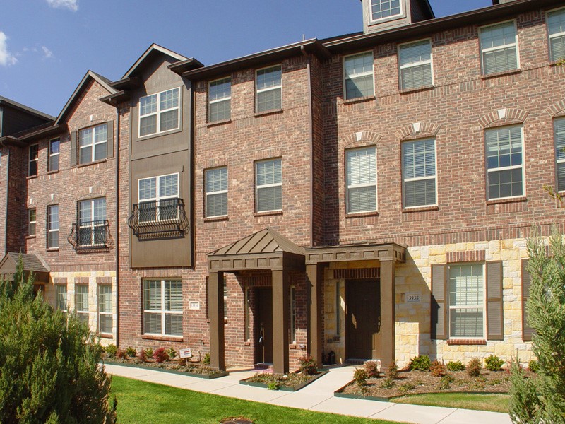 3936 Amberwood Drive